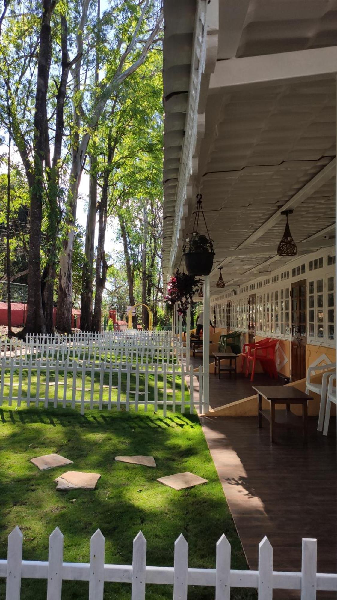 Citadel Resort Panchgani Eksteriør billede